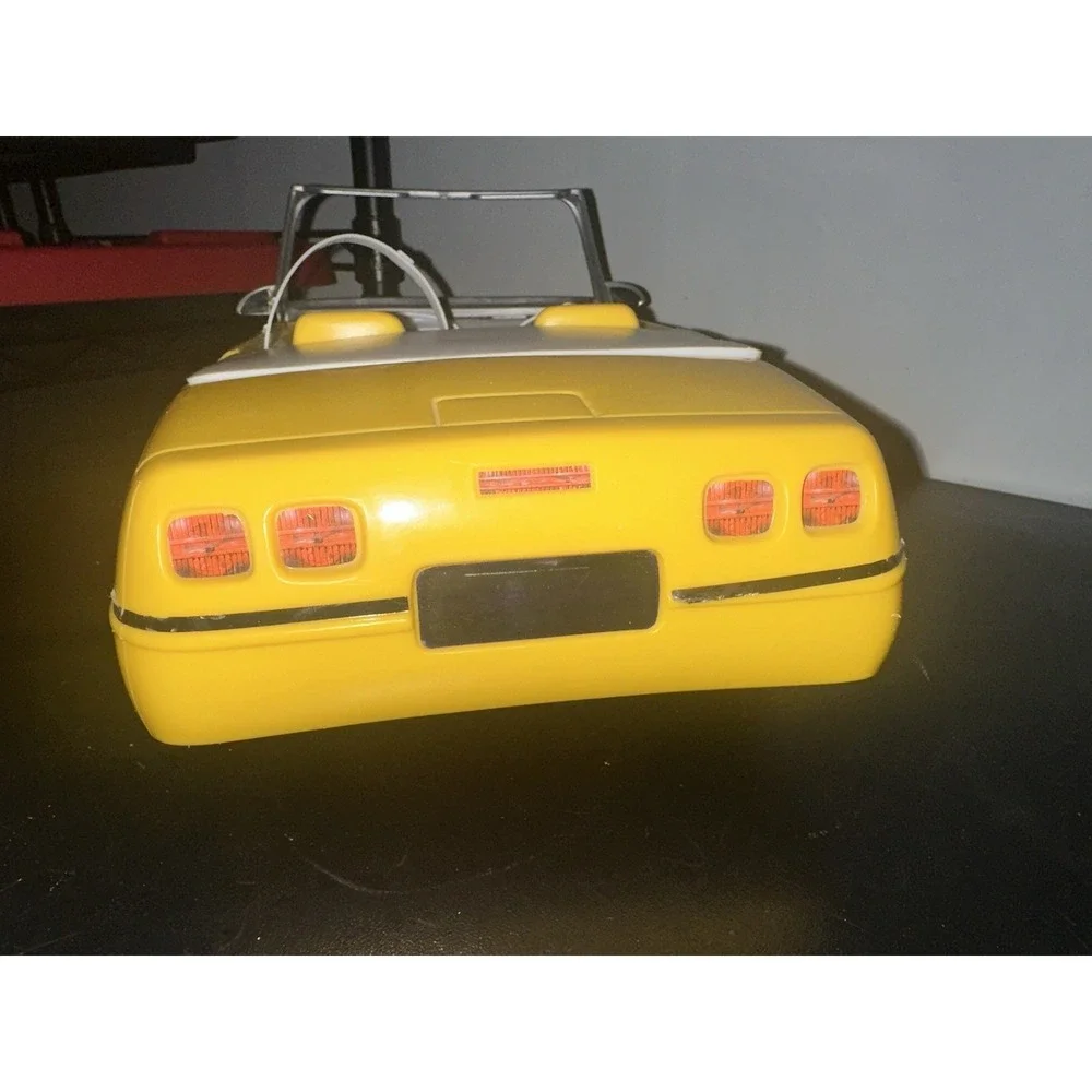 1994 Barbie Cruisin Convertible Corvette Yellow